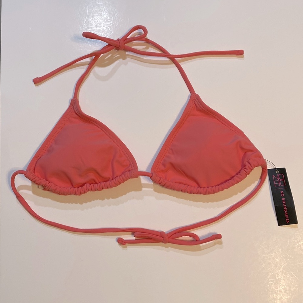 Sz 3-5 peach melon string bikini top only Junior’s size 3-5 EUC great condition!